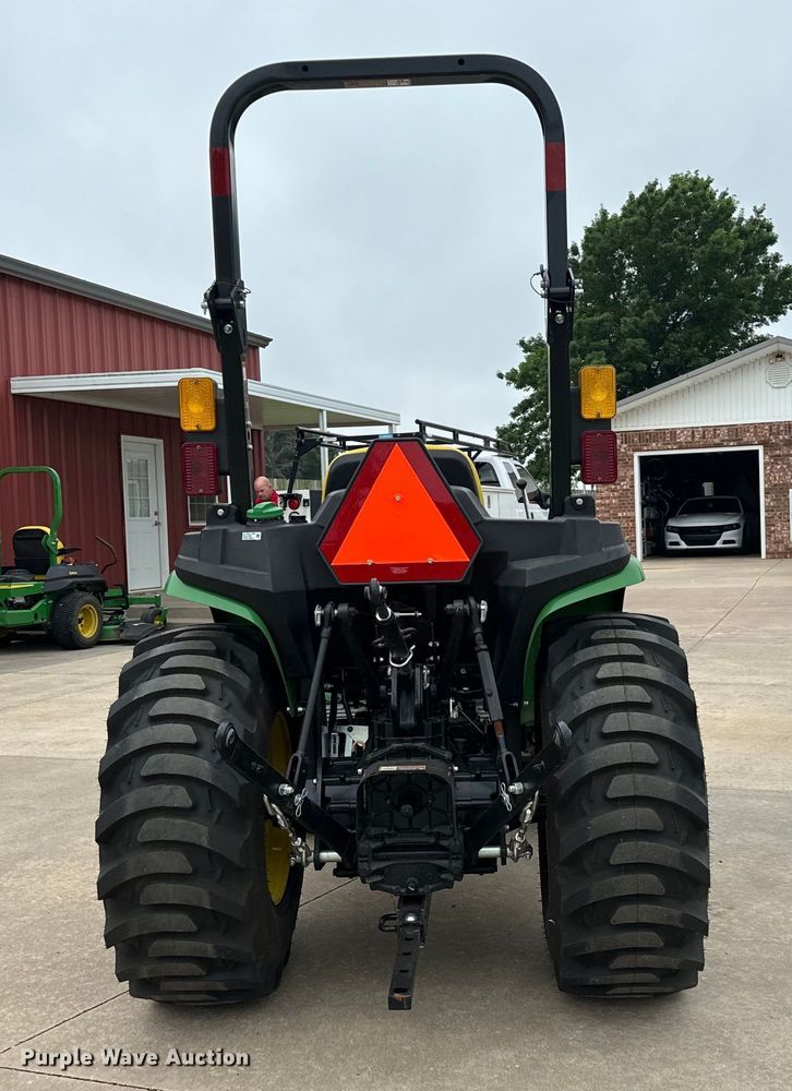 image for item EJ0649 2022 John Deere 3032E MFWD tractor