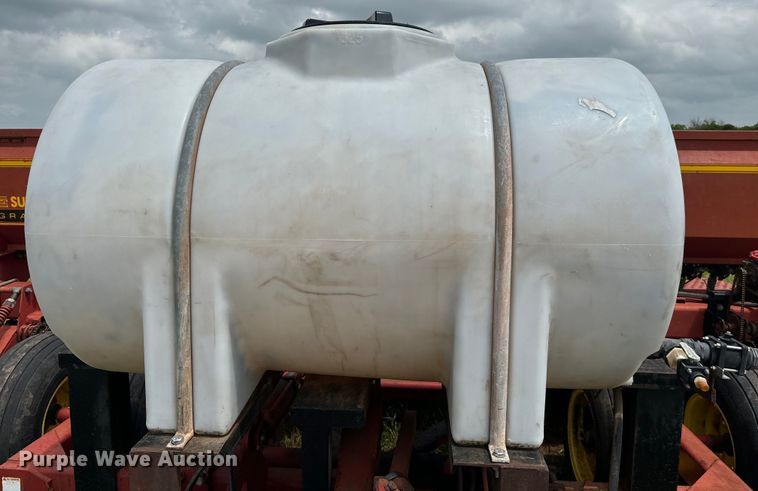 image for item EJ0652 Sunflower 9411 grain drill