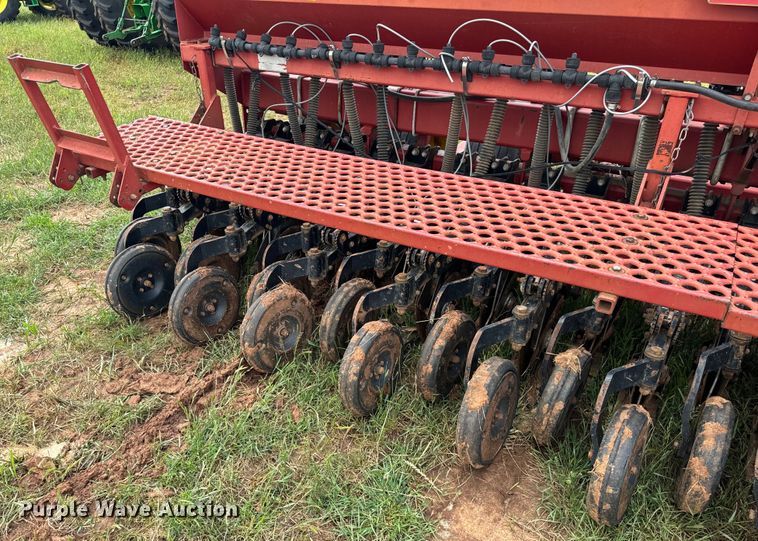 image for item EJ0652 Sunflower 9411 grain drill