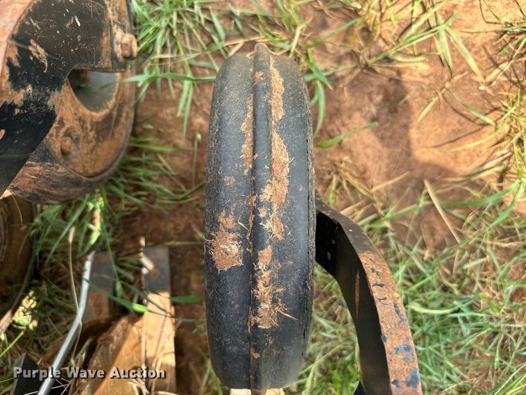 image for item EJ0652 Sunflower 9411 grain drill