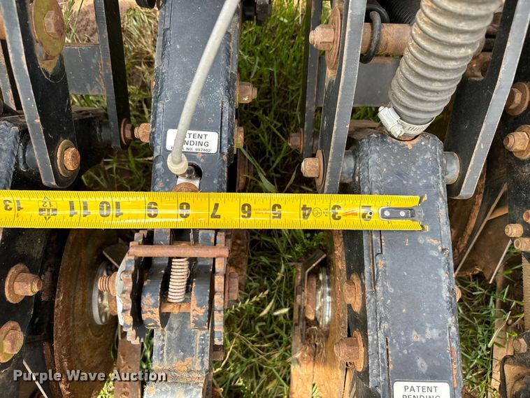 image for item EJ0652 Sunflower 9411 grain drill