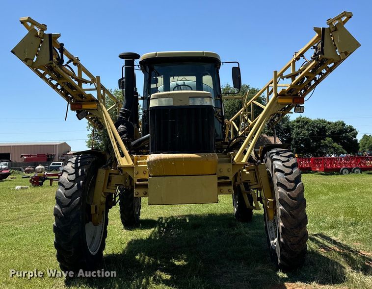 image for item EJ0660 2004 RoGator  1264 sprayer