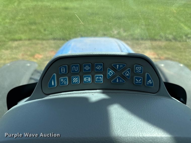 image for item EJ0661 2014 New Holland T6.175 MFWD tractor