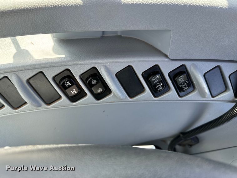 image for item EJ0661 2014 New Holland T6.175 MFWD tractor