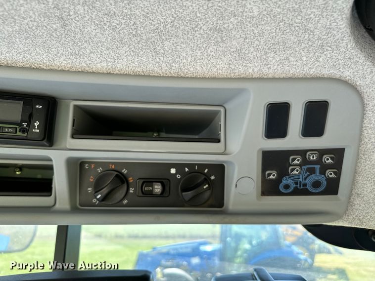 image for item EJ0661 2014 New Holland T6.175 MFWD tractor