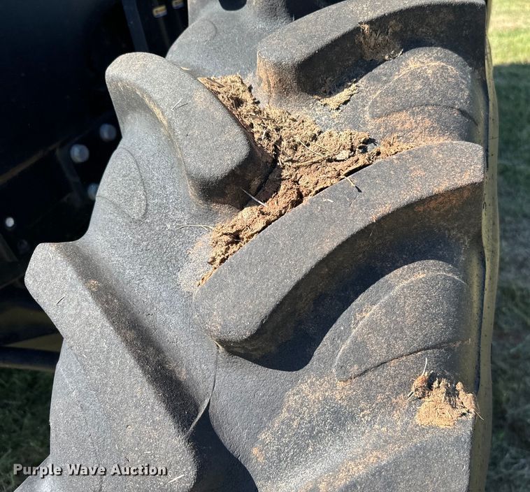 image for item EJ0661 2014 New Holland T6.175 MFWD tractor