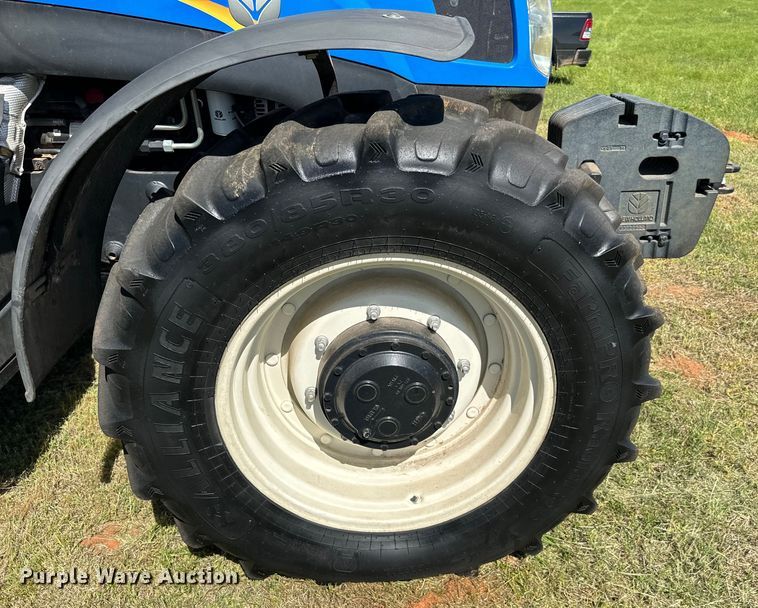 image for item EJ0661 2014 New Holland T6.175 MFWD tractor