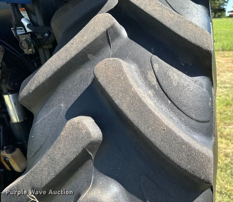 image for item EJ0661 2014 New Holland T6.175 MFWD tractor