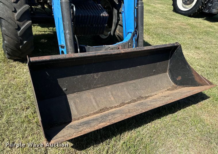 image for item EJ0662 2013 New Holland T6050ZC MFWD tractor