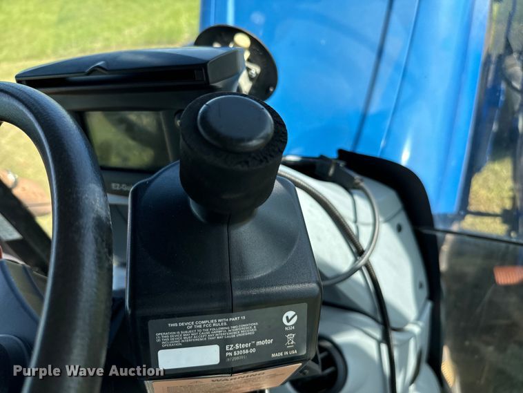 image for item EJ0662 2013 New Holland T6050ZC MFWD tractor