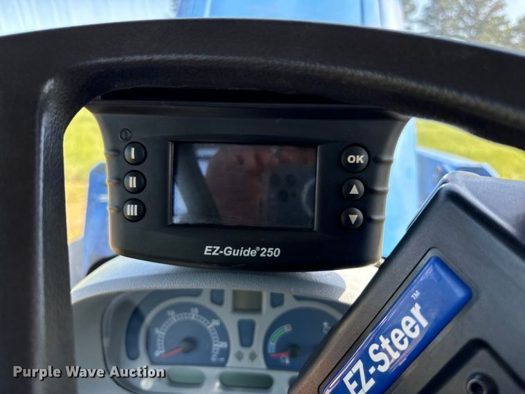 image for item EJ0662 2013 New Holland T6050ZC MFWD tractor