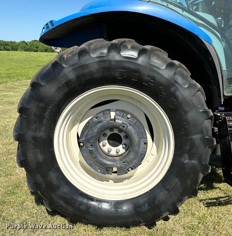 image for item EJ0662 2013 New Holland T6050ZC MFWD tractor