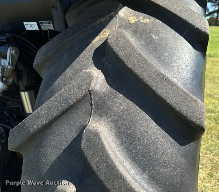 image for item EJ0662 2013 New Holland T6050ZC MFWD tractor