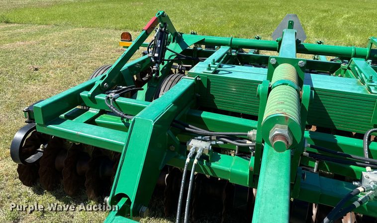 image for item EJ0664 2018 Great Plains 1200 Turbo-Max vertical tillage