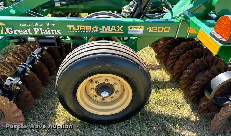 image for item EJ0664 2018 Great Plains 1200 Turbo-Max vertical tillage