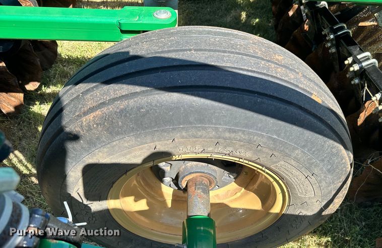 image for item EJ0664 2018 Great Plains 1200 Turbo-Max vertical tillage