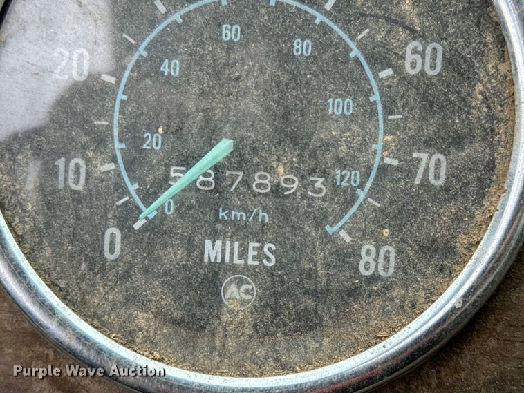 image for item EJ2716 1979 GMC grain truck