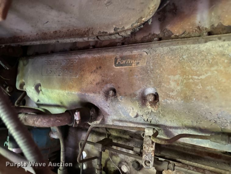 image for item EJ2716 1979 GMC grain truck