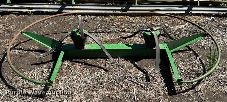 image for item EJ2770 1981 John Deere 7720 combine