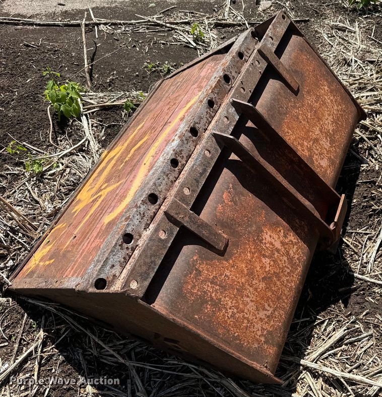 image for item EJ2771 Ford loader