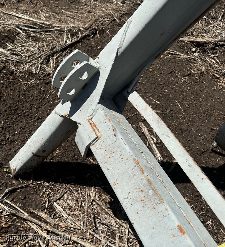 image for item EJ2771 Ford loader