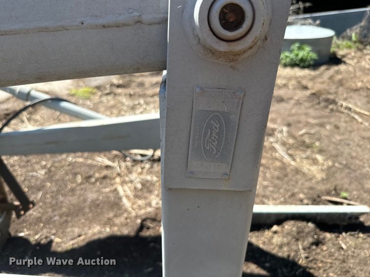 image for item EJ2771 Ford loader