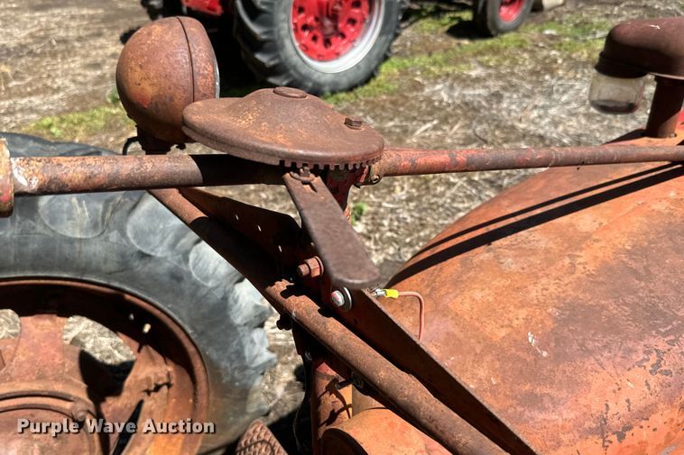 image for item EJ2772 International Harvester Farmall H tractor