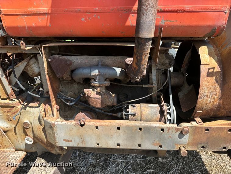 image for item EJ2775 1966 Massey Ferguson MF180 tractor