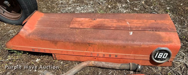 image for item EJ2775 1966 Massey Ferguson MF180 tractor