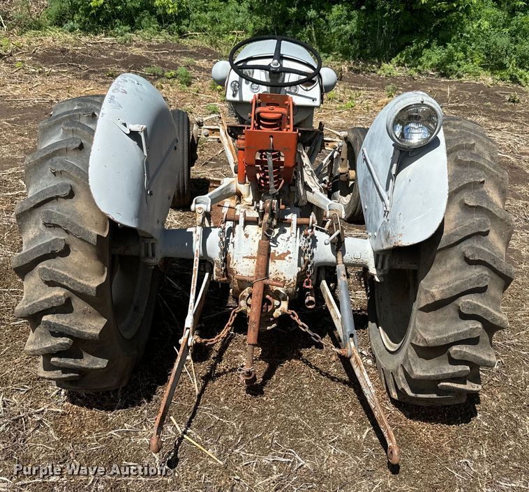 image for item EJ2776 1953 Ferguson 30 tractor