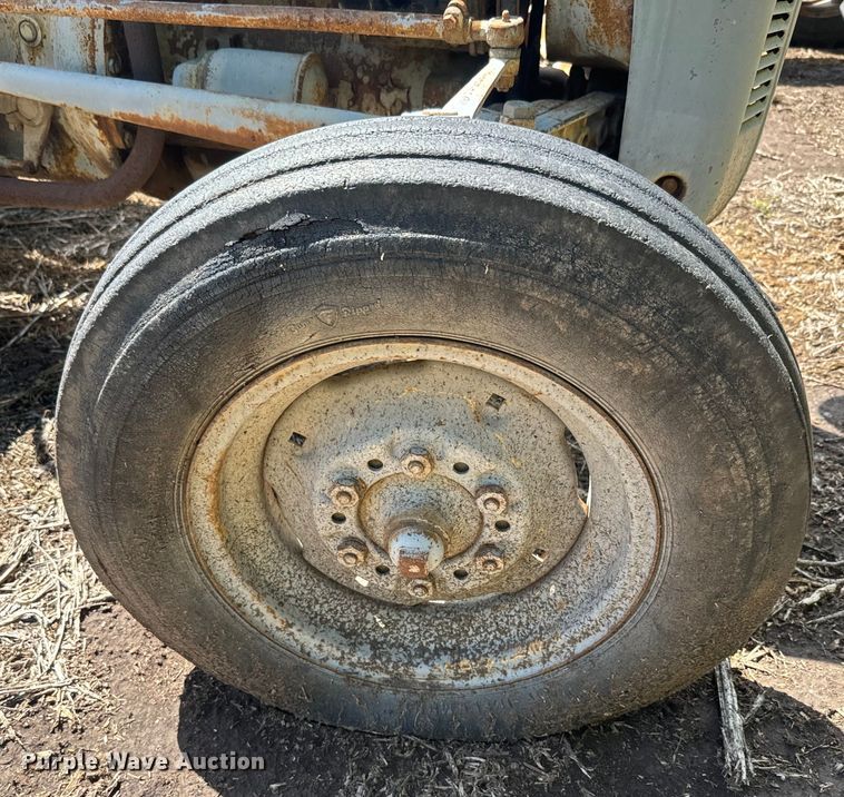 image for item EJ2776 1953 Ferguson 30 tractor