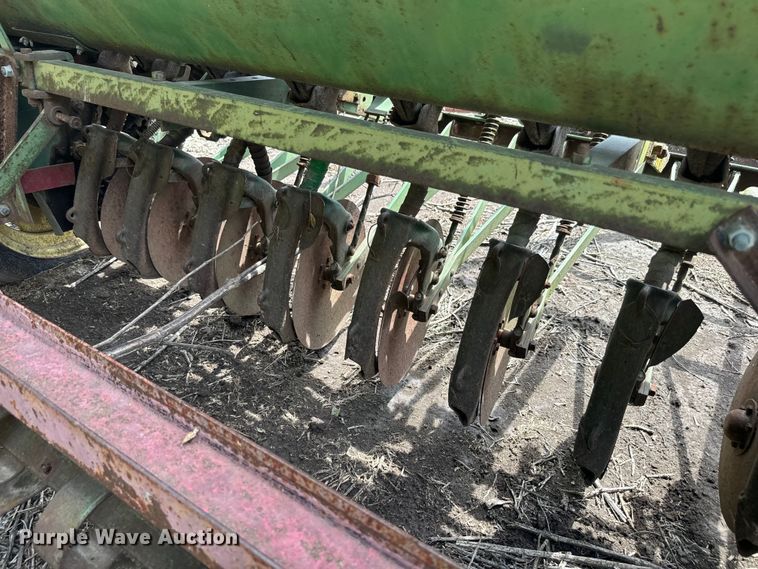 image for item EJ2777 John Deere DF-B grain drill