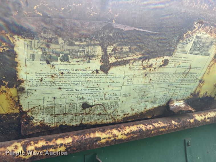 image for item EJ2777 John Deere DF-B grain drill