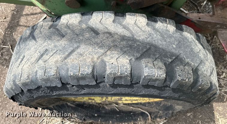 image for item EJ2777 John Deere DF-B grain drill