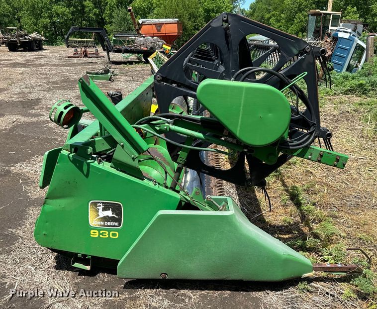image for item EJ2780 1999 John Deere 930F flex head