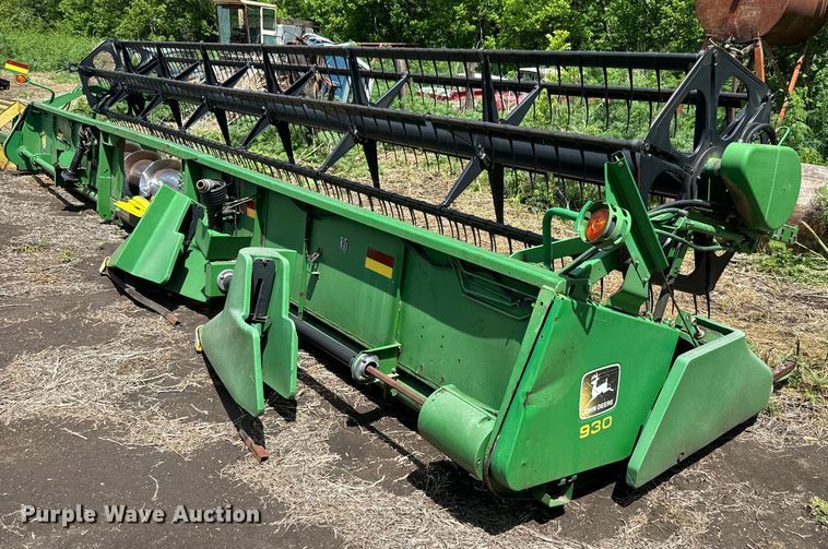 image for item EJ2780 1999 John Deere 930F flex head