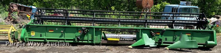 image for item EJ2780 1999 John Deere 930F flex head