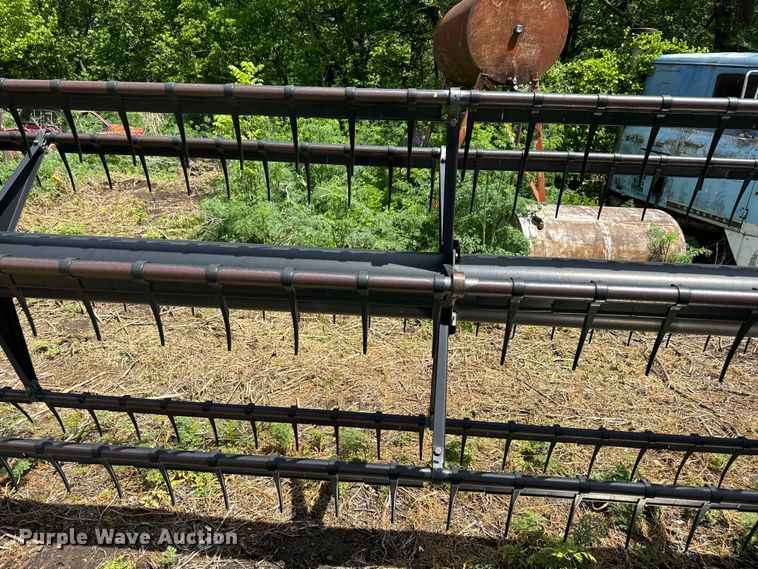 image for item EJ2780 1999 John Deere 930F flex head