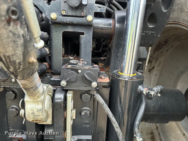 image for item EJ2794 2014 Case IH Magnum 340 AFS MFWD tractor