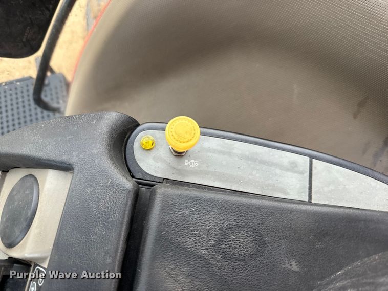 image for item EJ2794 2014 Case IH Magnum 340 AFS MFWD tractor