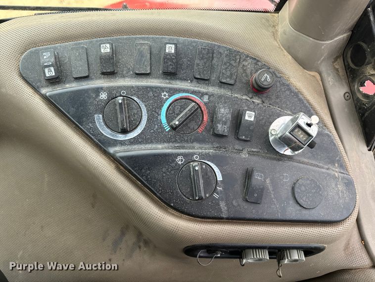 image for item EJ2794 2014 Case IH Magnum 340 AFS MFWD tractor