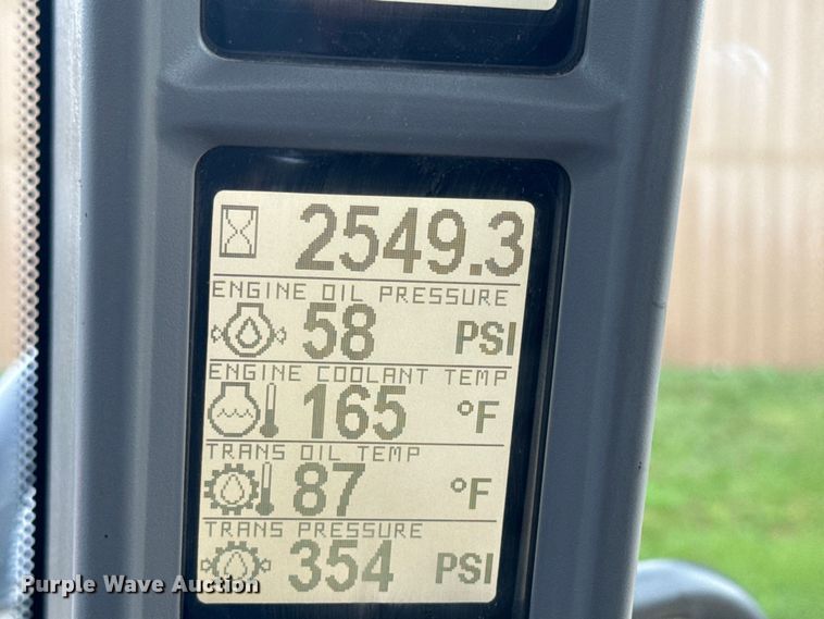 image for item EJ2794 2014 Case IH Magnum 340 AFS MFWD tractor