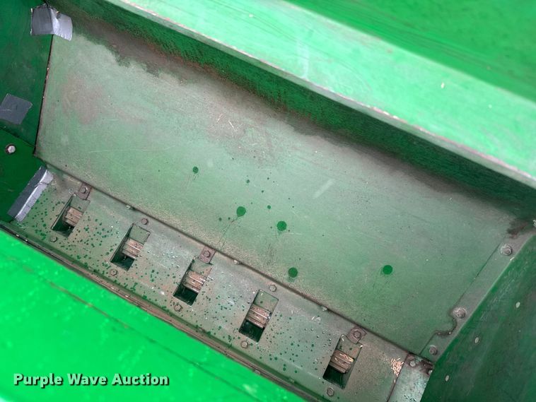 image for item EJ2797 1997 John Deere 750 grain drill