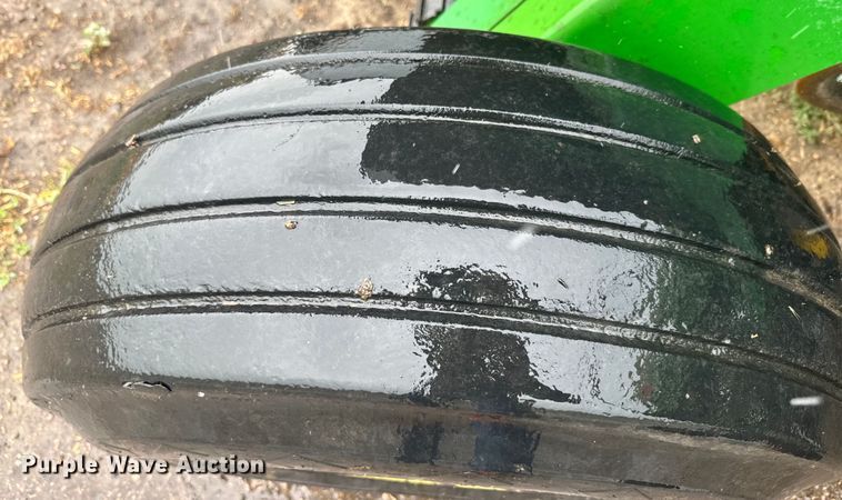 image for item EJ2797 1997 John Deere 750 grain drill