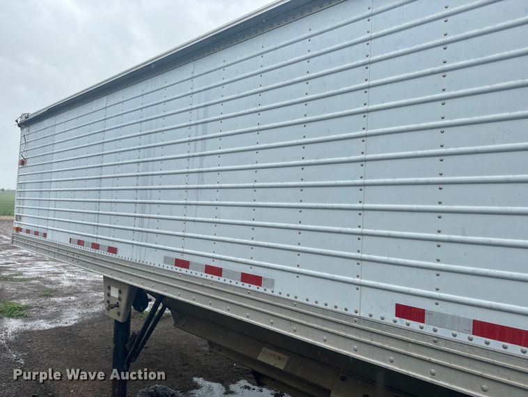 image for item EJ2798 1999 Tempte grain trailer