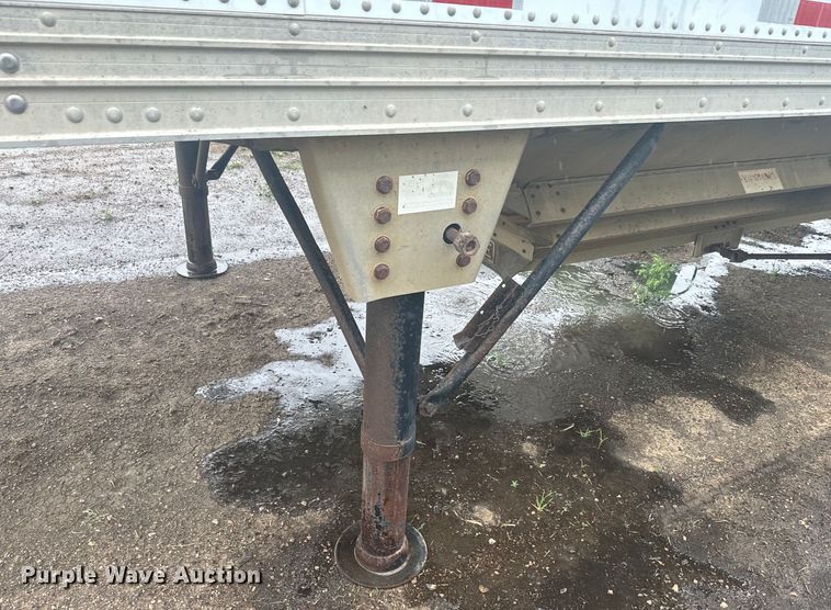 image for item EJ2798 1999 Tempte grain trailer