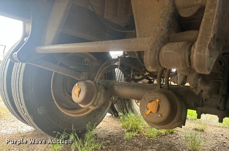 image for item EJ2798 1999 Tempte grain trailer