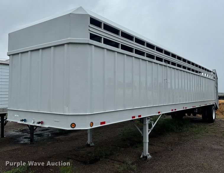 image for item EJ2799 1999 Neville livestock trailer