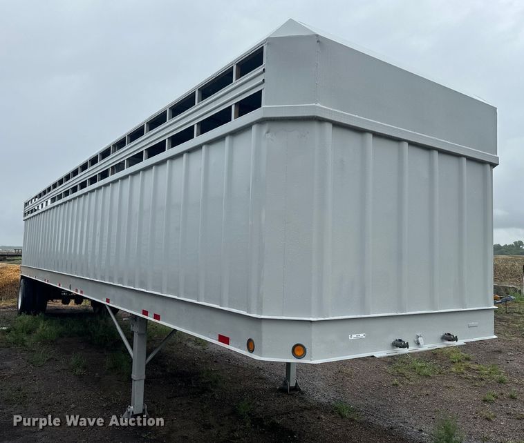 image for item EJ2799 1999 Neville livestock trailer