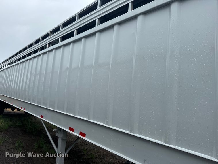 image for item EJ2799 1999 Neville livestock trailer